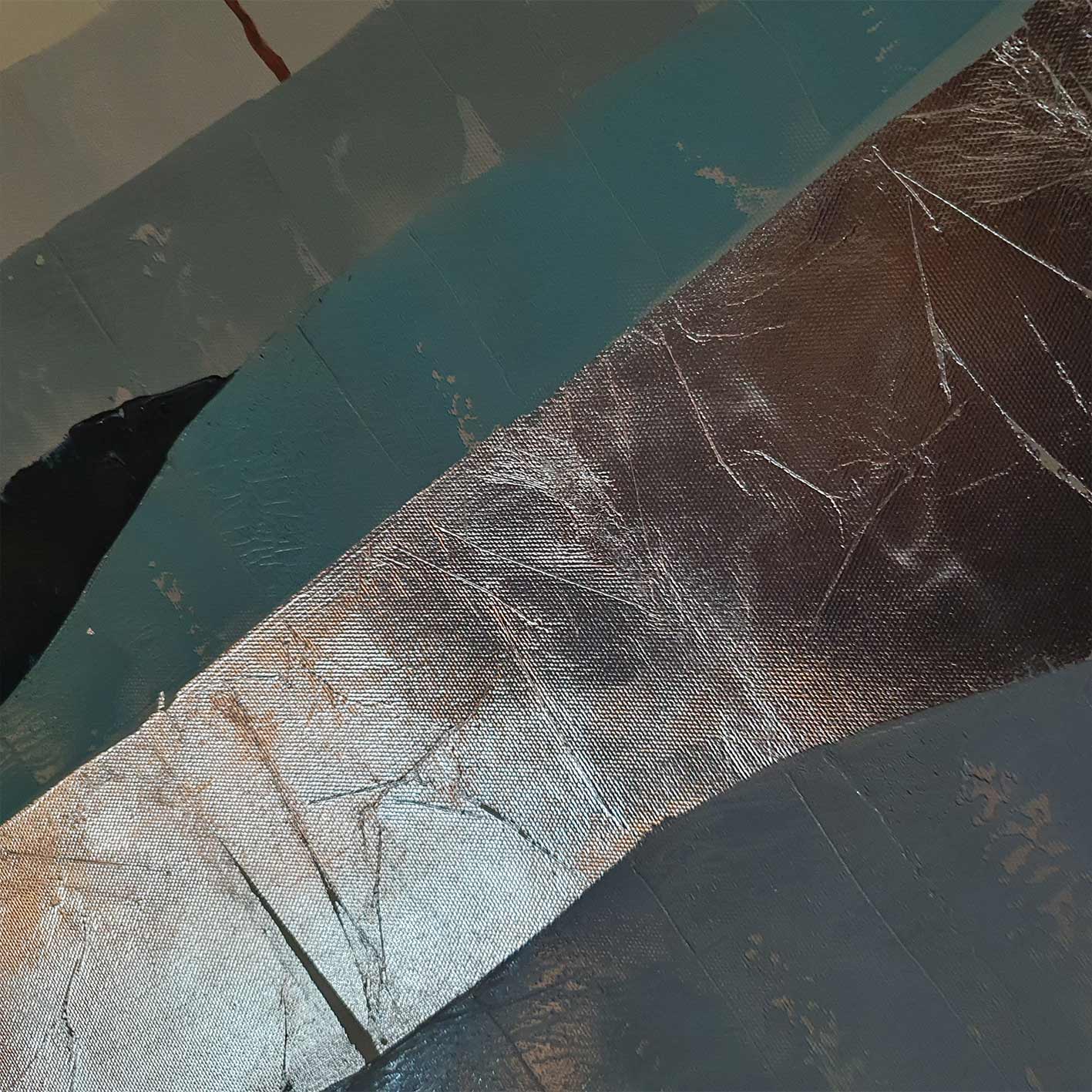 Detalle de textura de cuadro con capas de óleo abstractas y efecto de pan de plata