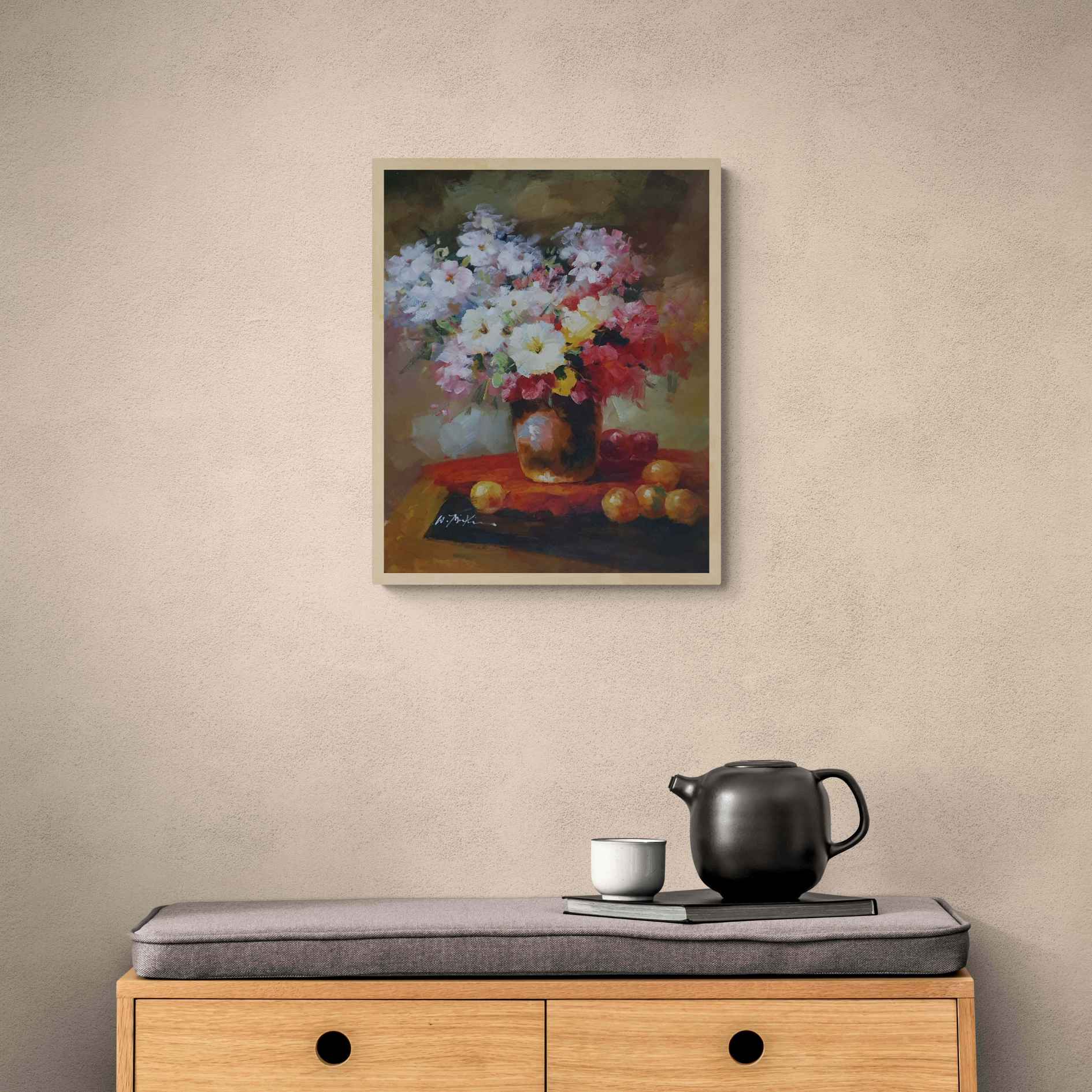 Cuadro floral vertical con tonos cálidos y fondo oscuro