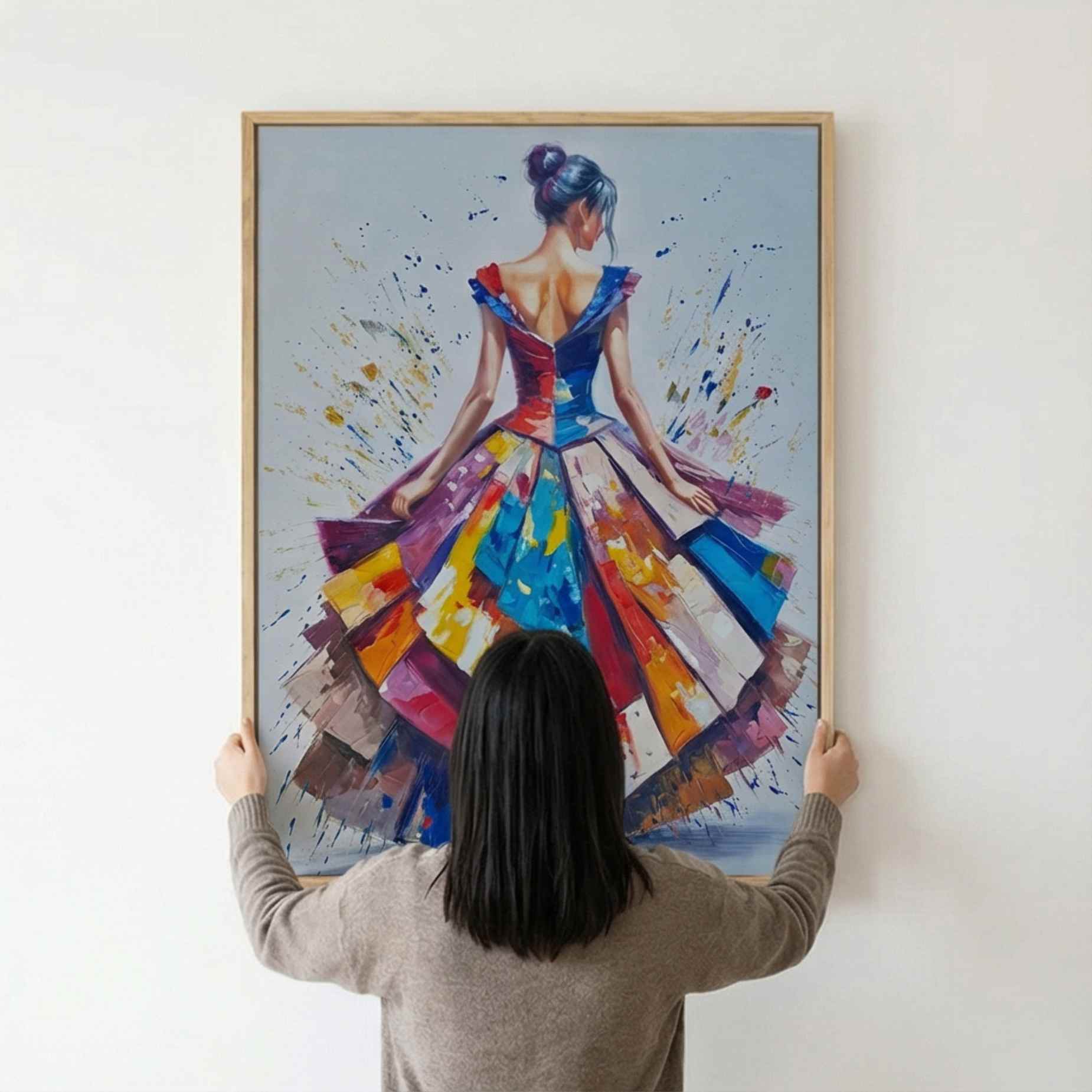 Pintura decorativa de mujer de espaldas en colores vivos