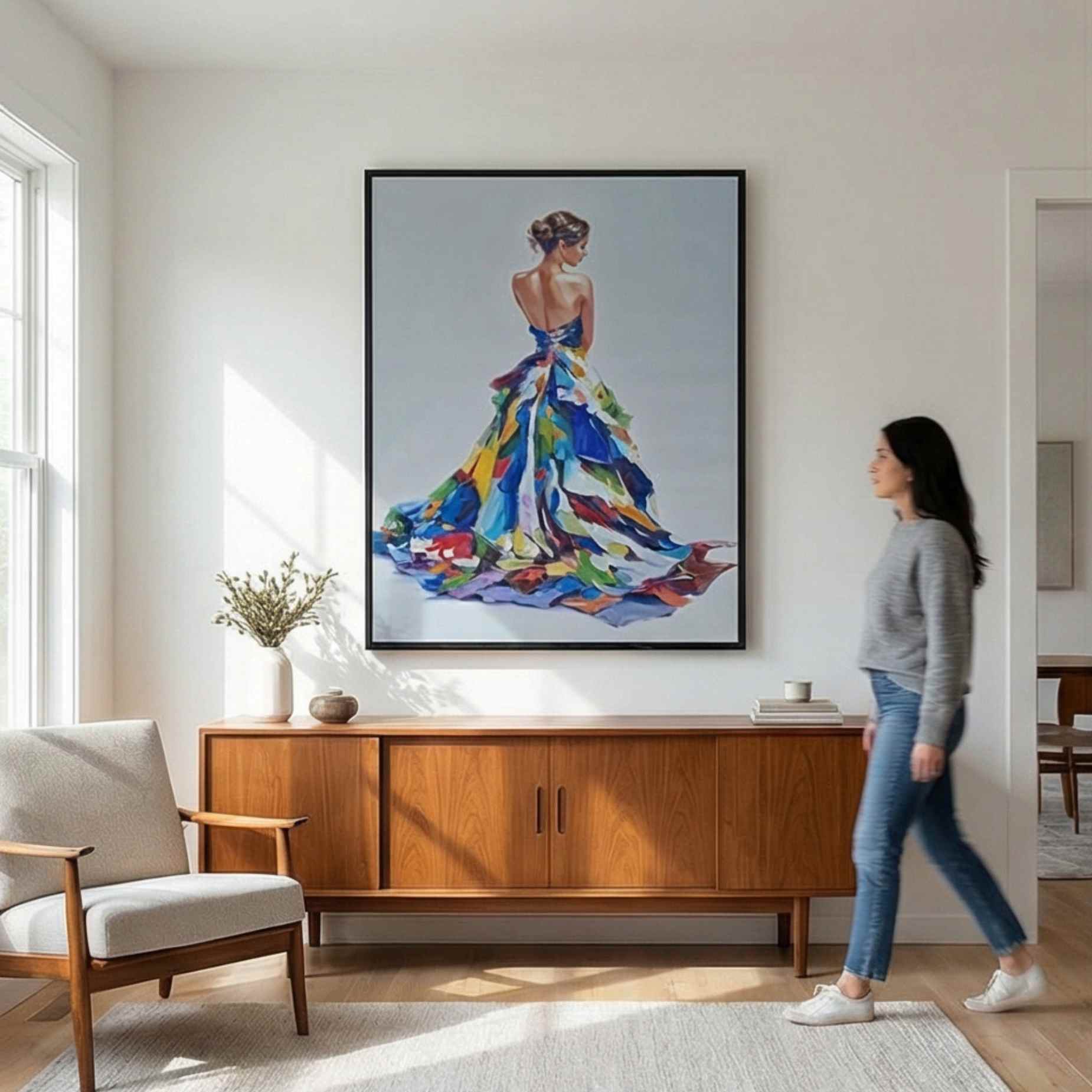 Pintura vertical moderna de mujer elegante con fondo neutro